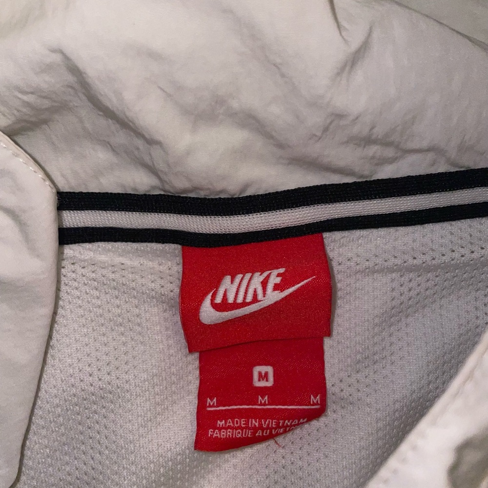 White Nike windbreaker